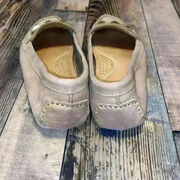 G.H. Bass & Co Natalia Tan Leather Loafer size 7.5 - Picture 4 of 6